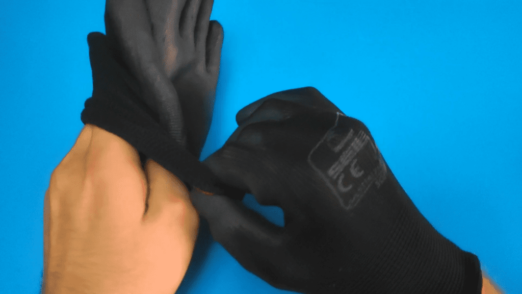wear rubber insulated gloves