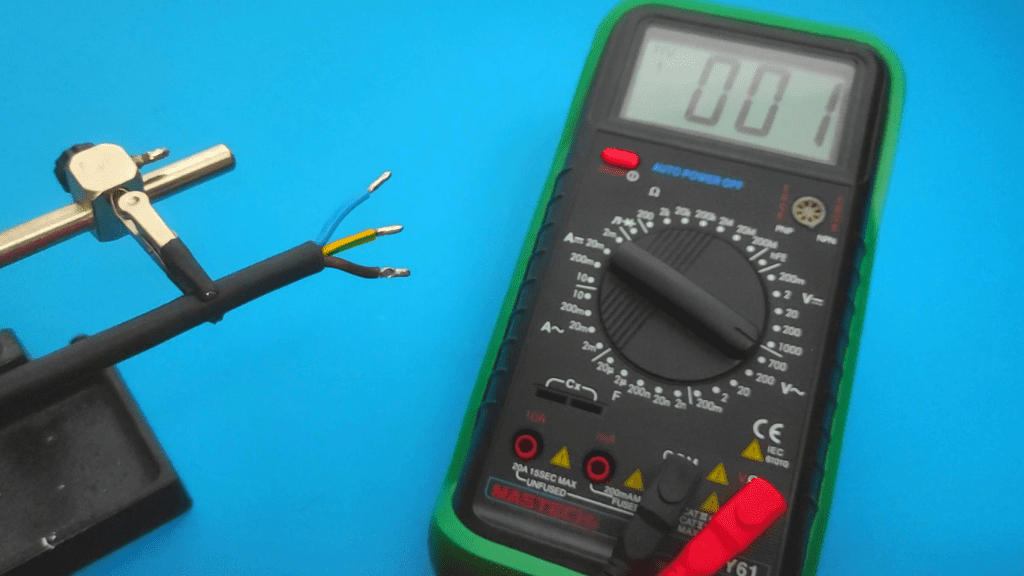 how to identify neutral wire with multimeter