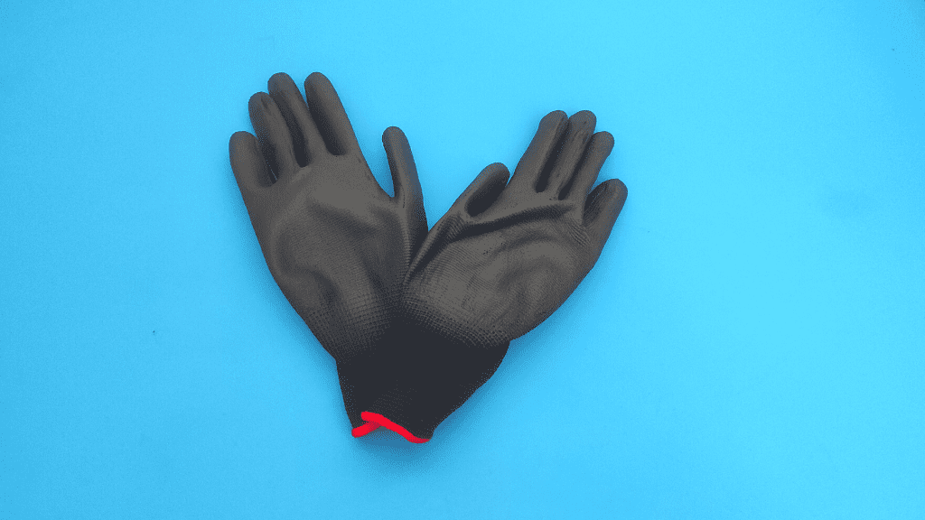 insulated rubber gloves