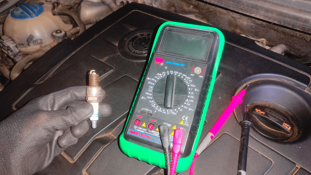 how to test spark plug with multimeter