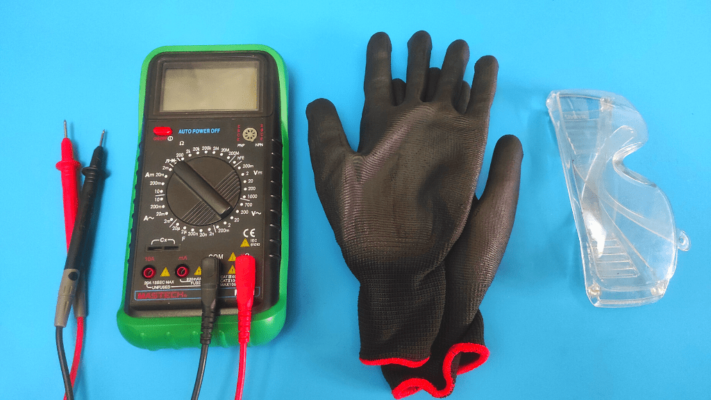 tools required to test voltage of live wires