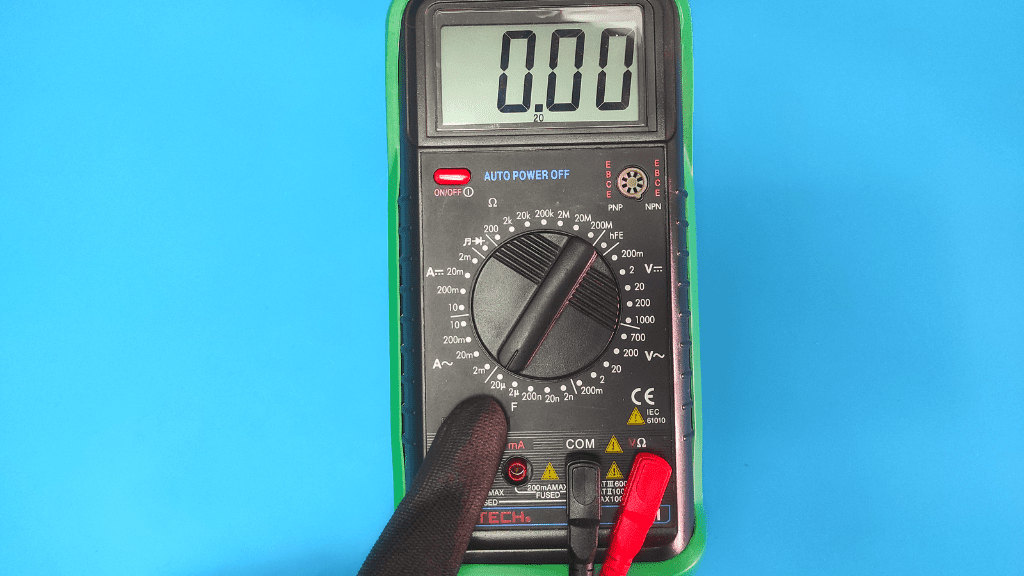 set the multimeter to capacitance mode